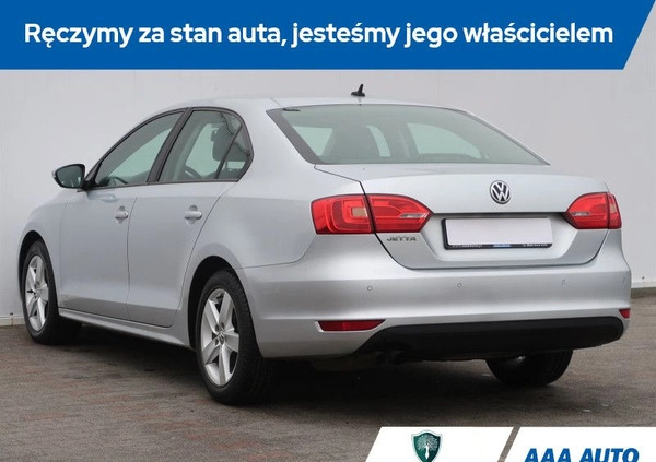 Volkswagen Jetta cena 36500 przebieg: 125947, rok produkcji 2012 z Biały Bór małe 121